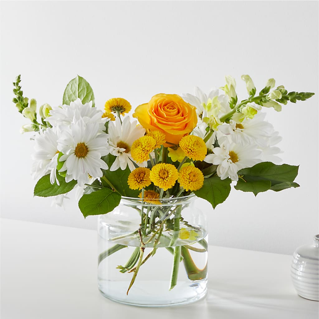 Sun Salutation Bouquet – Lolas Blooms, Somerset NJ