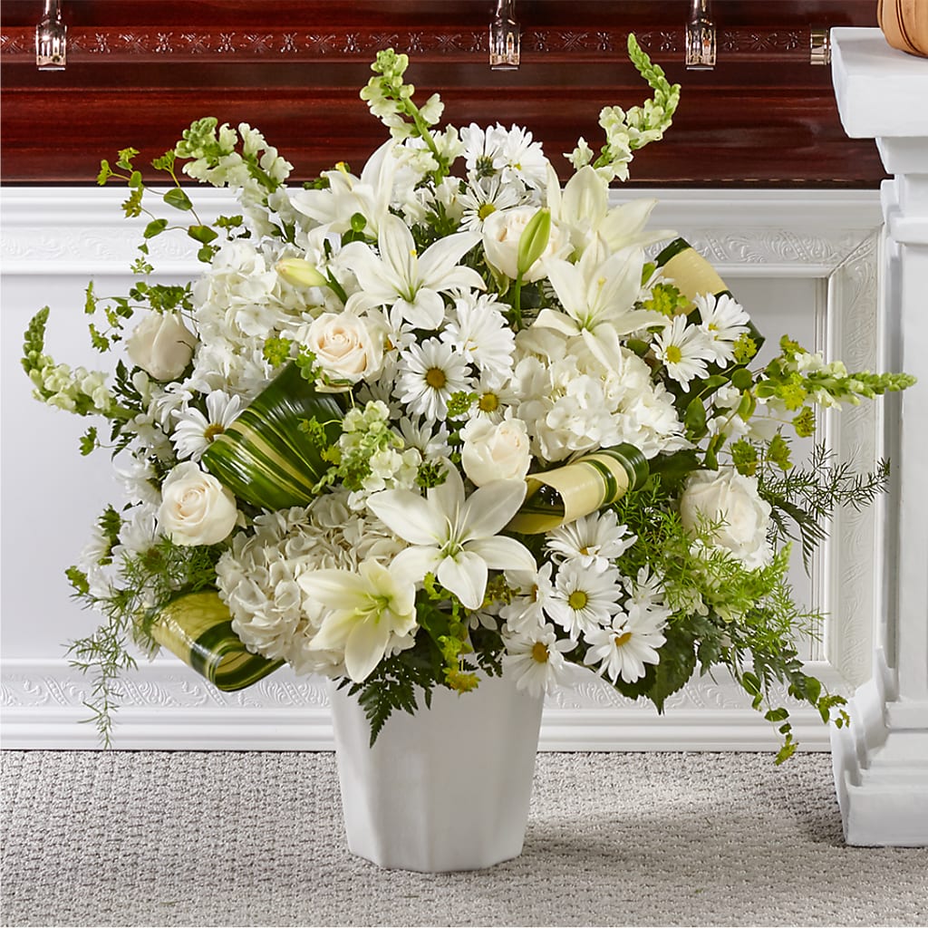 Thoughts of Tranquility Floor Basket – Lolas Blooms, Somerset NJ