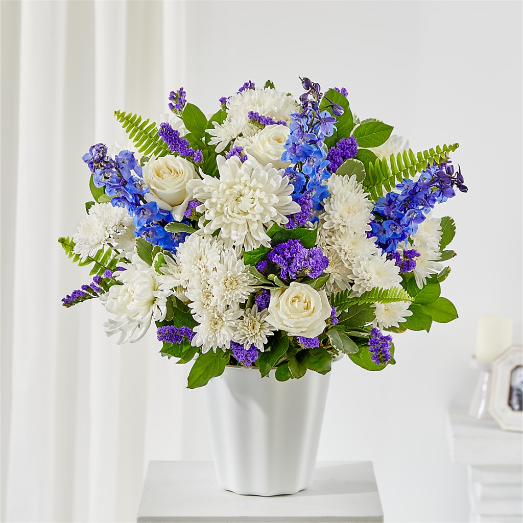 Hold Dear Tabletop Basket – Lolas Blooms, Somerset NJ
