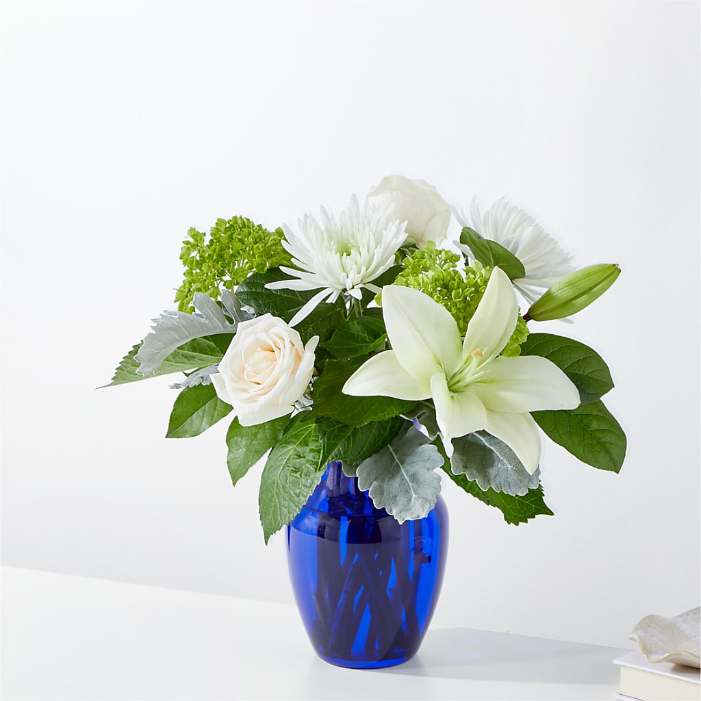 Snowy Dreams Bouquet – Lolas Blooms, Somerset NJ