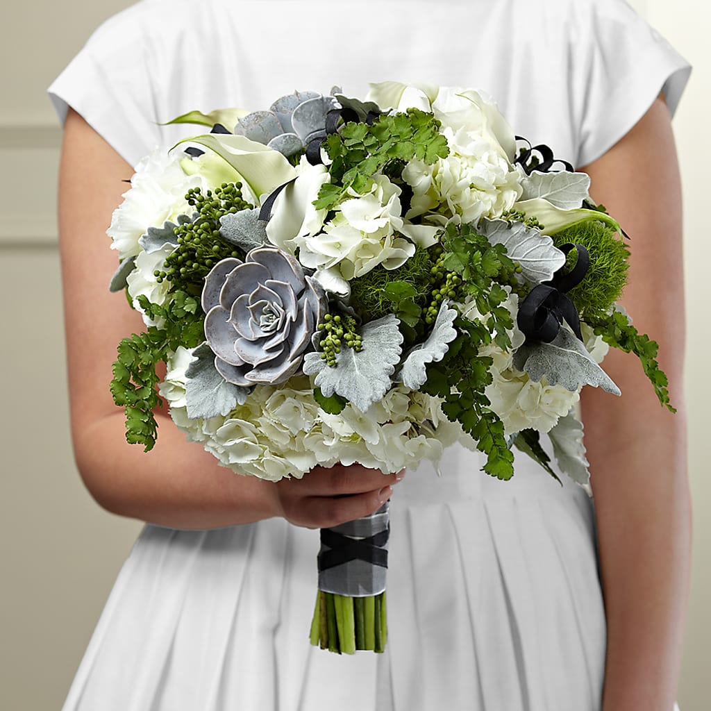 Sweet Innocence Bouquet – Lolas Blooms, Somerset NJ