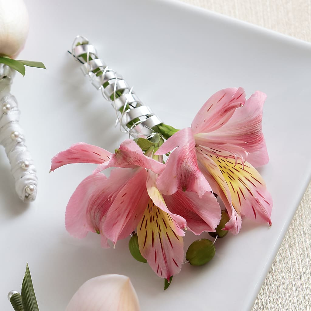 Pink Peruvian Lily Boutonniere – Lolas Blooms, Somerset NJ