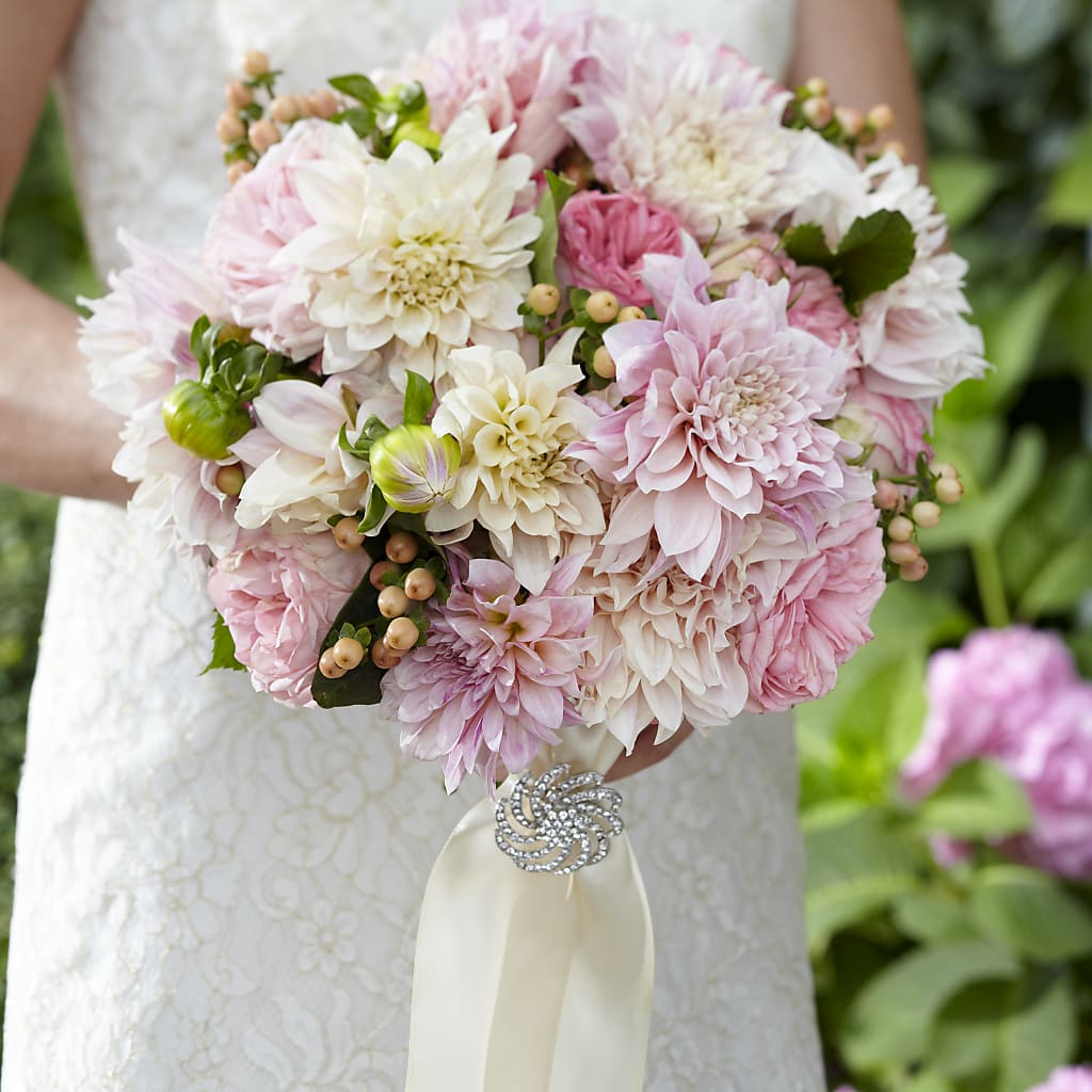 Heart's Promise Bouquet – Lolas Blooms, Somerset NJ