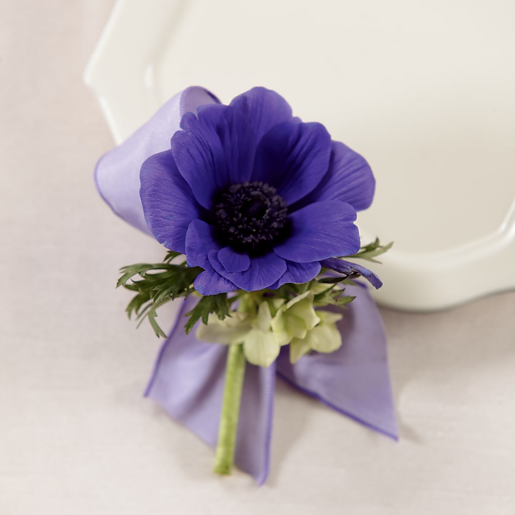 Purple Passion Boutonniere – Lolas Blooms, Somerset NJ